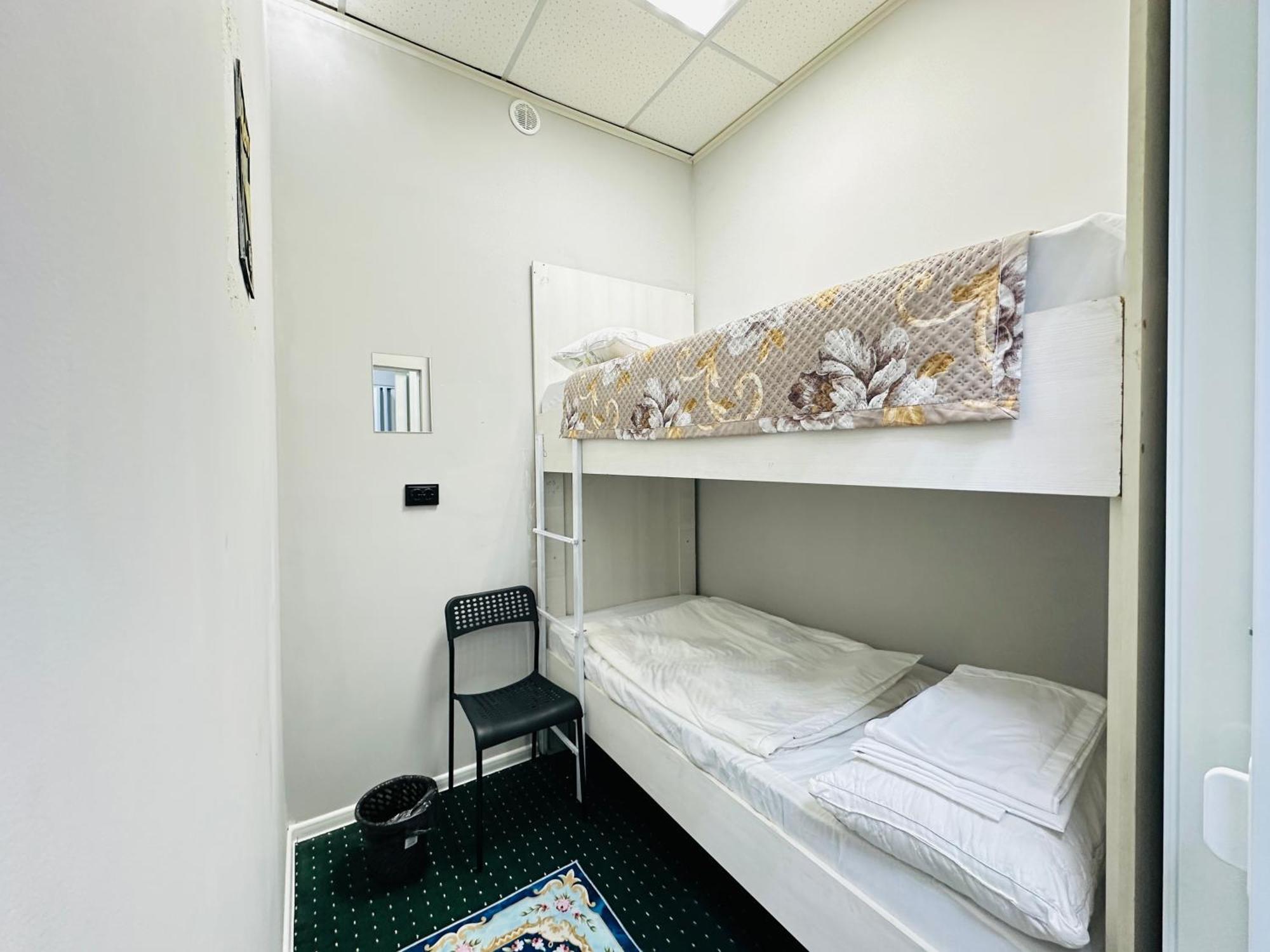 Center Capsule Hotel Almaty Exterior foto